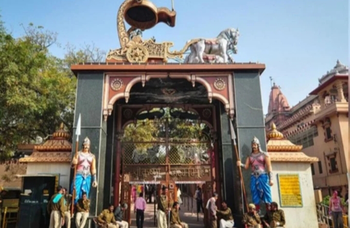 अयोध्या मामले पर फैसले को लेकर मथुरा में अलर्ट, श्रीकृष्ण जन्मस्थान पर सुरक्षा बढ़ी
