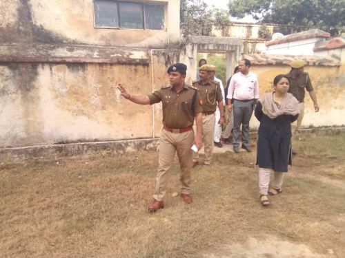श्रावस्ती : डीएम और एसपी ने सोनवा थाने का किया आकस्मिक निरीक्षण।। रिपोर्ट :- पंकज कुमार सिंह।