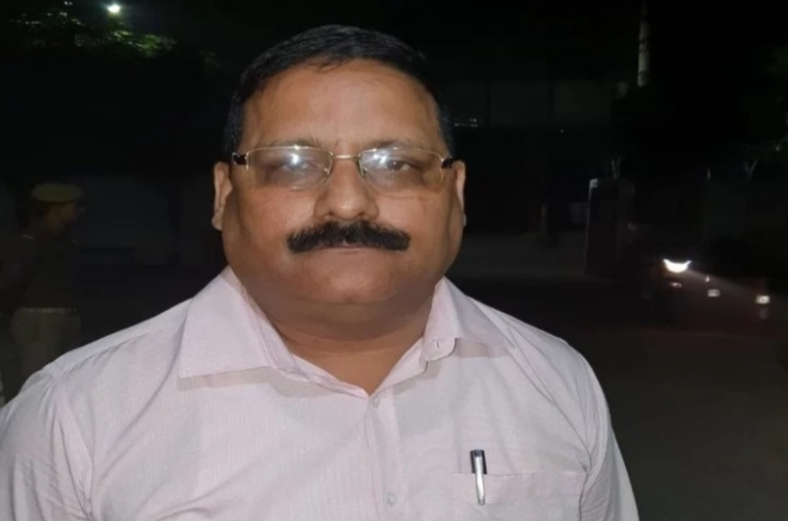  होमगार्ड के वेतन घोटाला: जिला कमांडेंट लखनऊ कृपा शंकर पाण्डेय गिरफ्तार