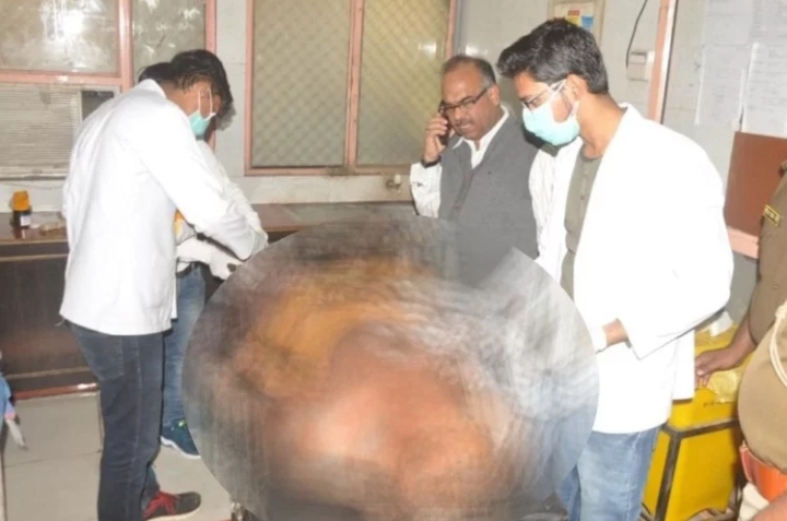 युवक ने खुद को लगाई आग, चेहरा छोड़ शरीर का सारा हिस्सा जला, उकसाने वाला गिरफ्तार