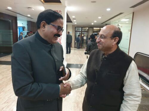 स्वास्थ्य मंत्री से मुलाकात कर विधायक असलम राईनी ने जनपद श्रावस्ती के लिए महिला अस्पताल व एम.आर.आई M.R.I मशीन की मांग करी।।।।नसीम खान।।।