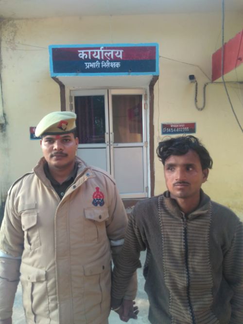 20 लीटर कच्ची शराब के साथ एक गिरफ्तार बहराइच थाना विशेश्वरगंज। रिपोर्ट :- पंकज कुमार सिंह।