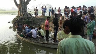  ब्रेकिंग-  नाव में बैठकर नदी पार कर रहे 6 लोग डूबे :- ब्यूरो नसीम खान