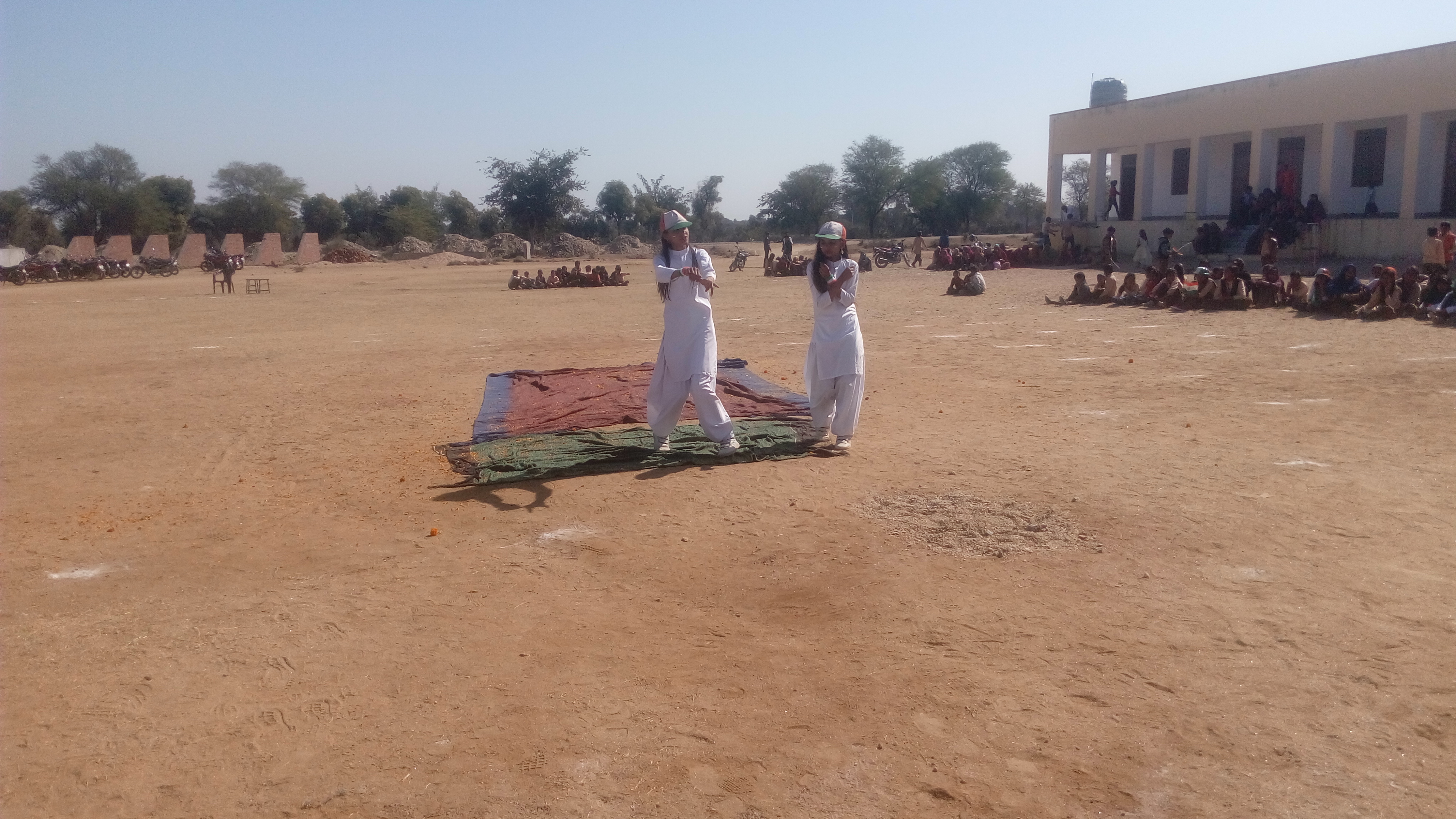 (भीलवाड़ा ,)मांडल के जोरावरपुरा मैं गणतंत्र दिवस सम्मान समारोह का आयोजन धूमधाम से किया गया