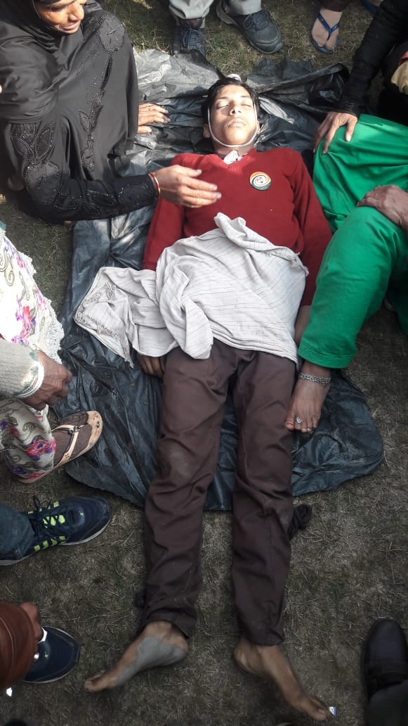पेट मैं घूसा लगने से एक बच्चे की मौत