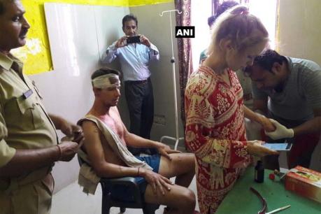 विदेशी नागरिकों से मारपीट मामले में विदेश मंत्री सुषमा स्वराज ने संज्ञान लिया