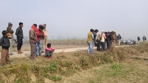 खेत में युवक का शव मिलने से सनसनी