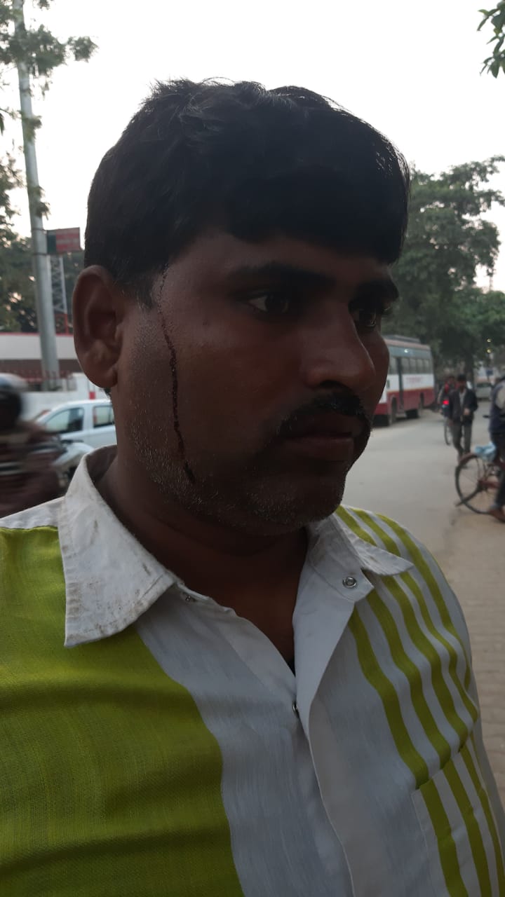 मोहम्मदी पुलिस सत्ता के आगे हुई वेवश
