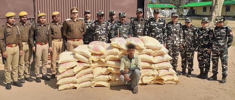 कस्टम कार्यालय पलिया की लाचार व्यवस्था के कारण नहीं रुक रही तस्करी