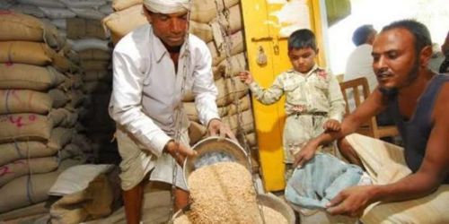 यूपी में सामने आया 12 करोड़ का राशन घोटाला, मुख्यमंत्री के निर्देश पर सभी जिलों की जांच ईओडब्ल्यू को सौंपी।