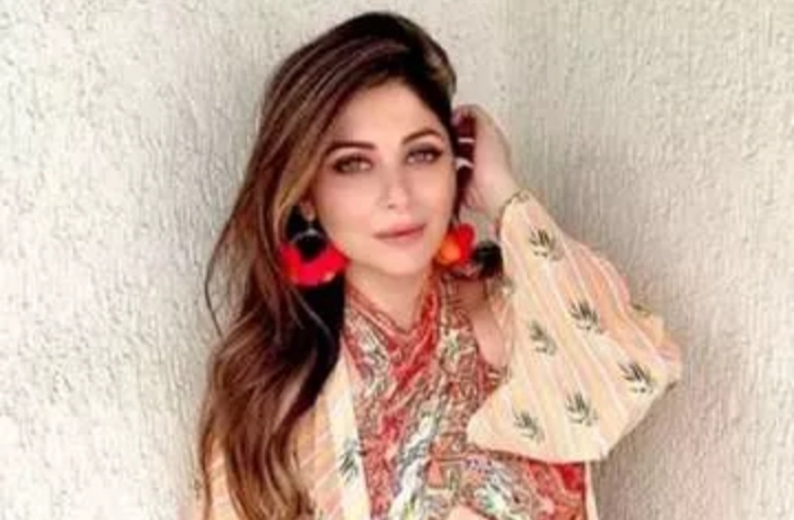 गायिका कनिका कपूर की जांच रिपोर्ट आई निगेटिव, अस्पताल प्रशासन ने दी छुट्टी