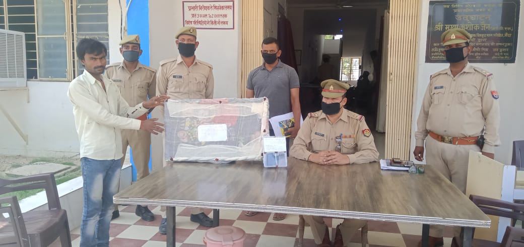 बांदा, बबेरू में चोरी की घटना को अंजाम देने वाले आरोपी को पुलिस ने गिरफ्तार कर भेजा जेल