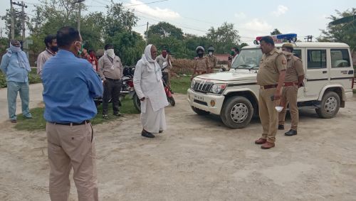 केला गांव की वृद्ध महिला मिली कोरोना पाज़िटिव,  -शहर के एक निजी अस्पताल में चल रहा था पैर का इलाज,,  -आप्रेशन से पूर्व जांच के दौरान कोरोना की हुई पुष्टि,,।।।