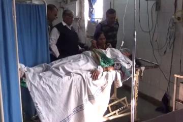 बाइक सवार बदमाशों ने महिला टीचर को मारी गोली