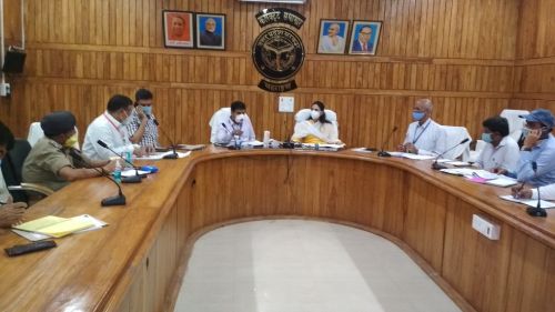 स्वतन्त्रता दिवस के अवसर पर आयोजित होने वाले कार्यक्रमों के सम्बन्ध में बैठक सम्पन्न (नसीम खान)
