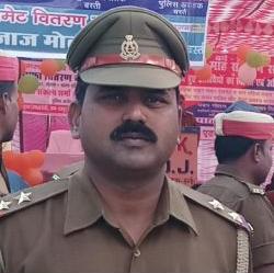 बहराइच (थाना राम गांव)  मे तैनात एस आई कोरोना वायरस  से जंग लडकर अपनी जीत हासिल की.।।।नसीम खान।।