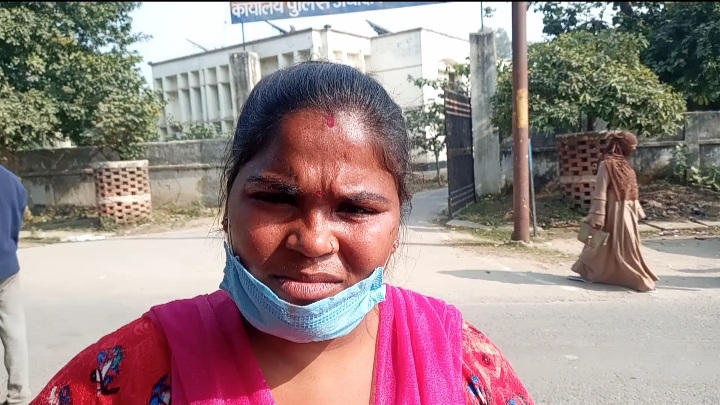  दबंगों द्वारा मकान में फर्जी समाधि बनाकर मकान हड़पने की कोशिश