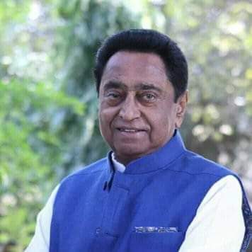 काँग्रेस पार्टी के पूर्व मुख्यमंत्री कमलनाथ एक छक्के में पहुंचे केन्द्र