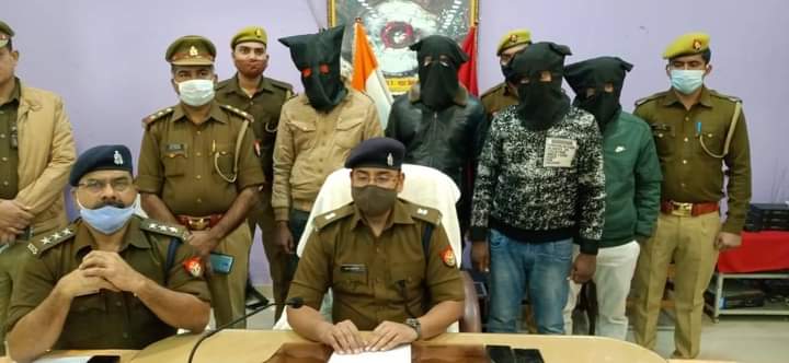 को गैस एजेन्सी से वापस अपने घर जाते समय अज्ञात व्यक्तियों द्वारा गोली मारकर घायल कर दिया गयाा