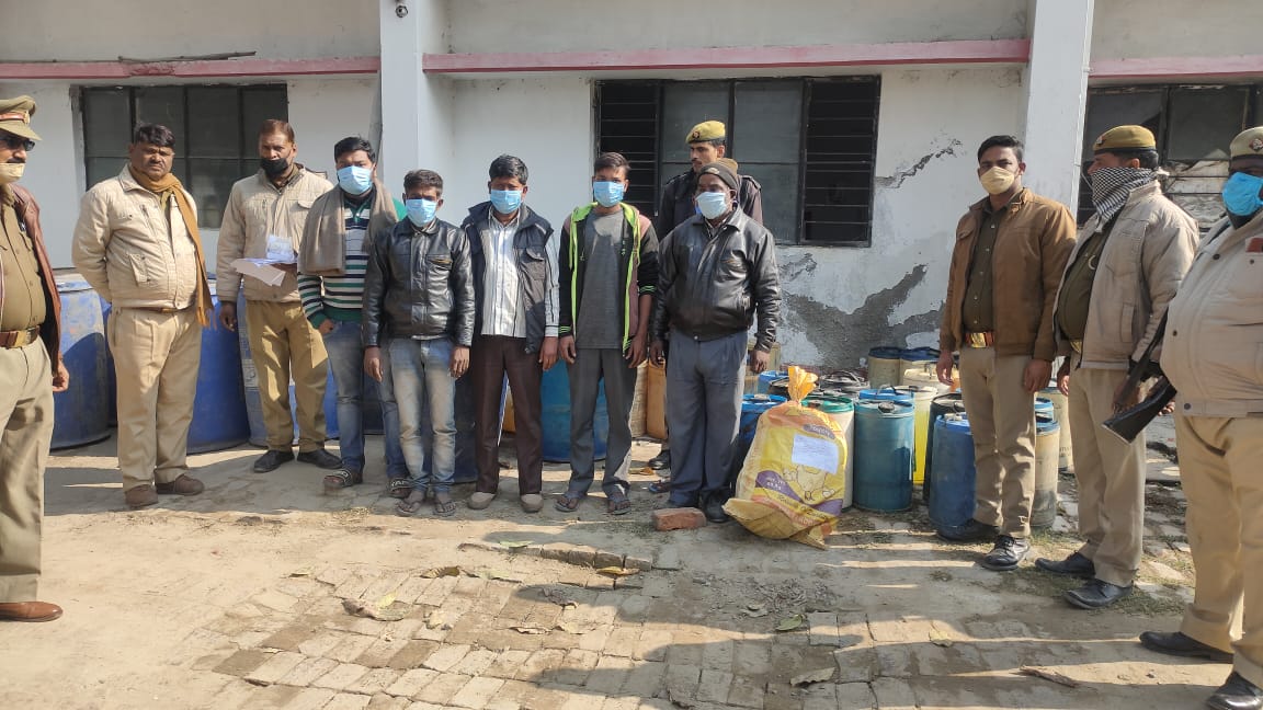 हाई वे पर वाहनों से ईंधन चुराने वाले गिरोह का हुआ पर्दाफाश