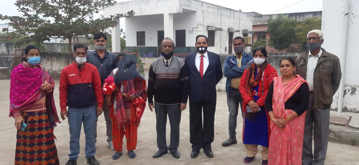 भीलवाड़ाबाल कल्याण समिति को मिला 2 माह का नवजात शिशु . पालड़ी शिशु गृह में रखा गया।                                              