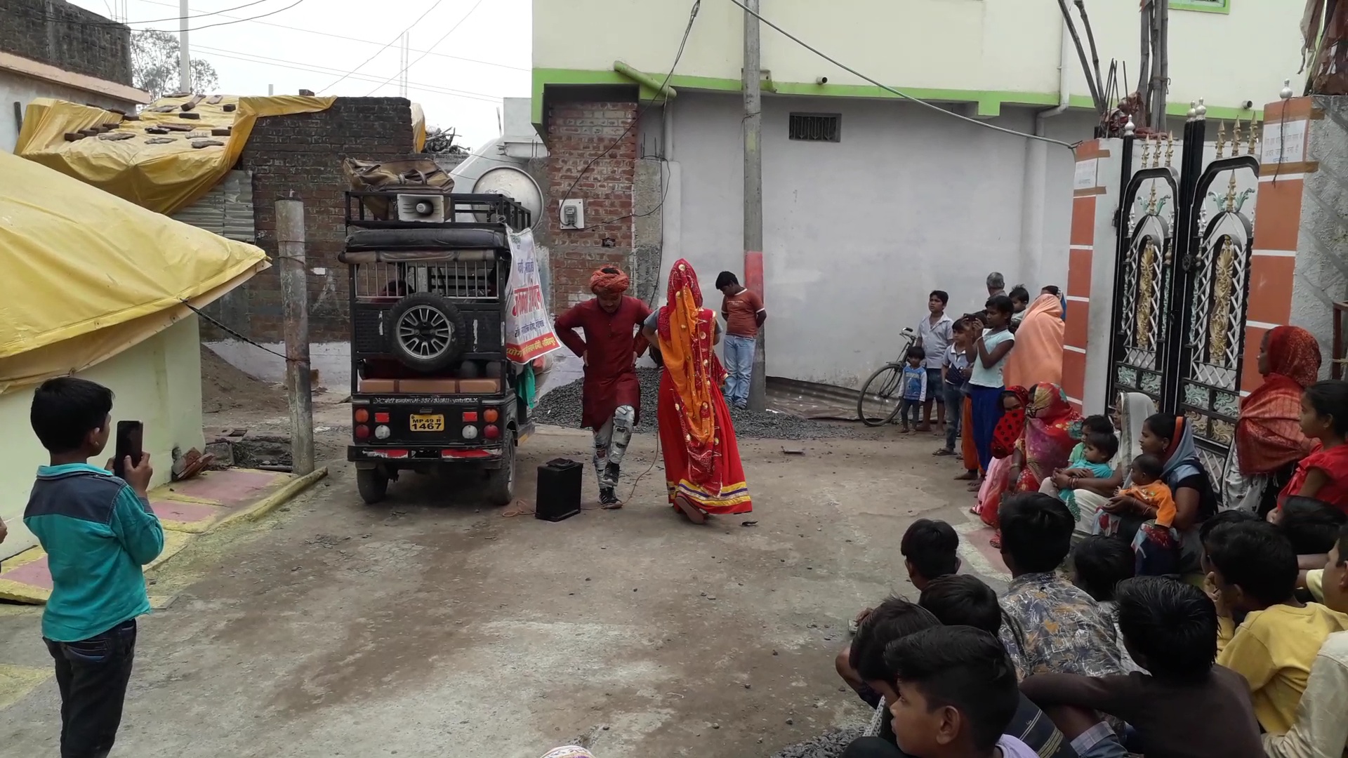 गोटेगांव नुक्कड़ नाटक के माध्यम से नपा ने चलाया स्वच्छता अभियान