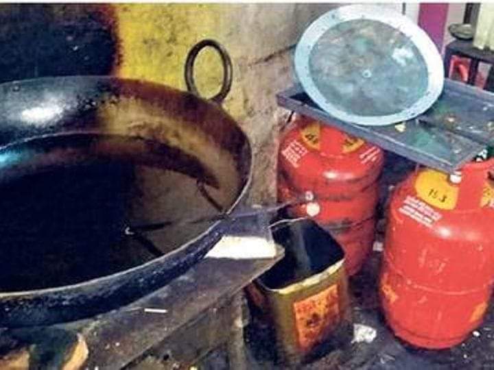 गरीबों के हक में व्यावसायिक प्रतिष्ठानों का डांका l