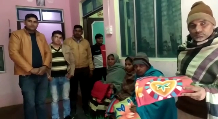 ऑल इंडिया एंटी क्राइम कंट्रोल की टीम ने गरीबों में बांटे कंबल व समाज सेवा का लिया संकल्प।