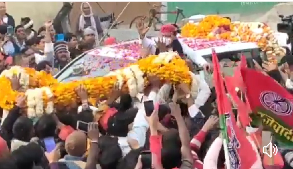 सपा के राष्ट्रीय अध्यक्ष पहुंचे गोंडा