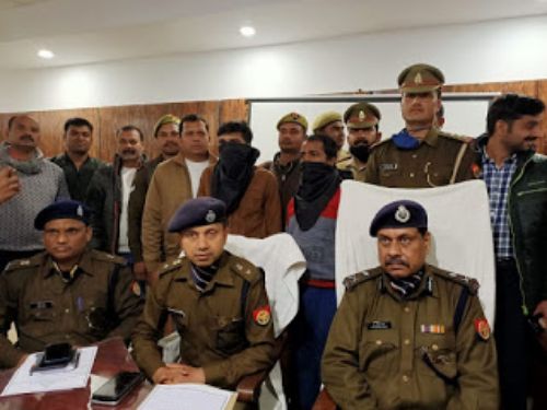 गोंडा 70 लाख की फिरौती मांगने के2 अन्य अभियुक्त गिरफ्तार, घटना में प्रयुक्त मोबाइल बरामद।