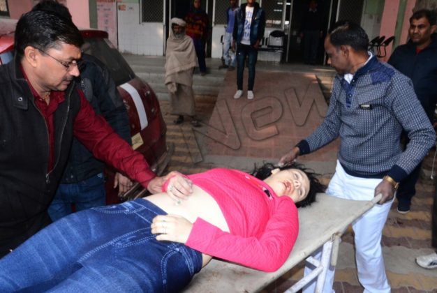 हादसे में विदेशी युवती सहित दिल्ली की एंटरटेनमेंट कंपनी के कर्मचारी की मौत