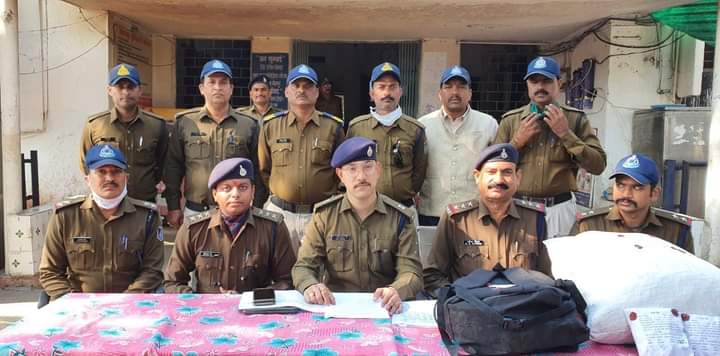 मादक पदार्थ गांजा की तस्करी मे लिप्त 3 आरोपी पुलिस गिरफ्त में*