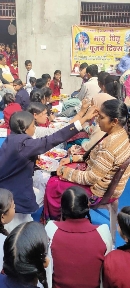जलालाबाद शाहजहांपुर  13 फरवरी 2021 को राधा माधव विद्या पीठ विद्यालय जलालाबाद में राष्ट्रीय बजरंग दल के संयोजन में मनाया गया मातृ-पितृ पूजन दिवस को भव्य रूप 