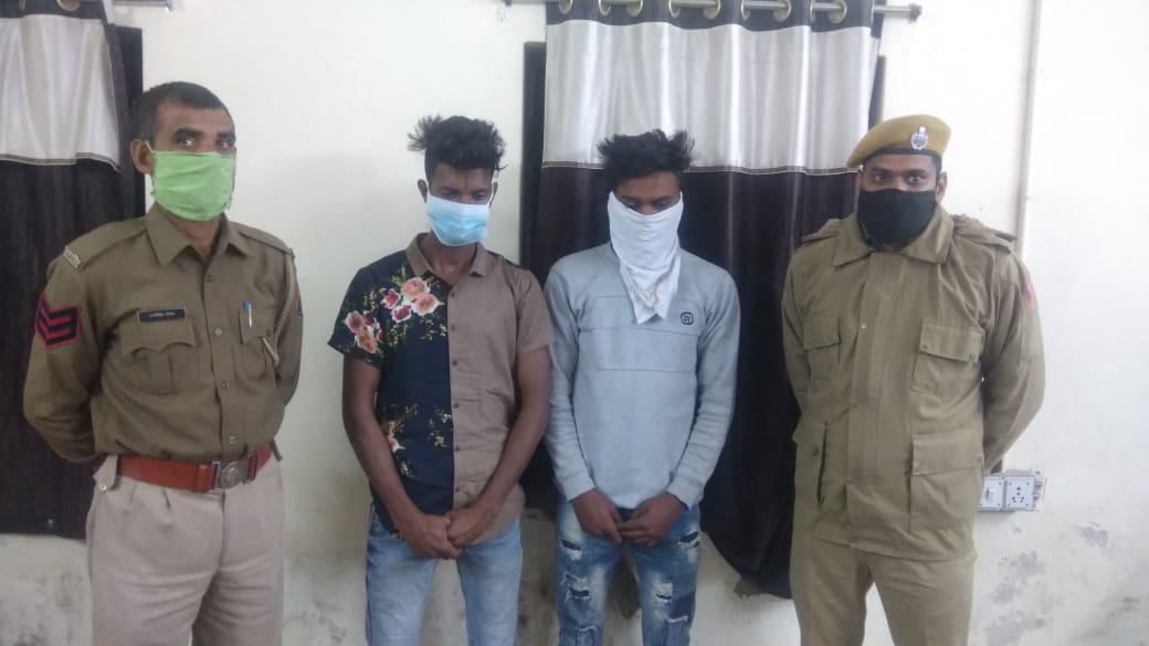 पुर पुलिस का एक के बाद एक एक्शन - अवैध रूप से ले जा रहे स्मेकचियो को पकड़ा   ।