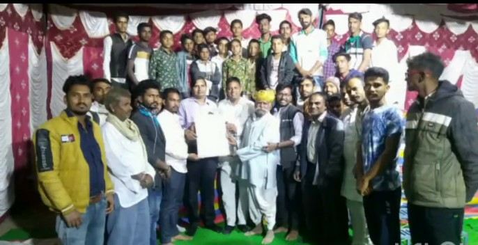 रोहट उपखण्ड के रेडियो नदी के पास स्थित बाबा रामदेव मंदिर के