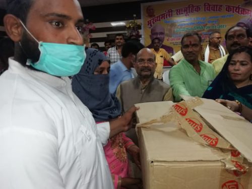 जनपद में 122 जोड़ों का सम्पन्न हुआ सामूहिक विवाह कार्यक्रम।