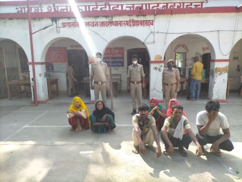 रुपईडीहा पुलिस ने तीन वारंटी  गिरफ्तार कर भेजा जेल।