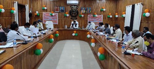 डीएम की अध्यक्षता में सम्पन्न हुई ज़िला पोषण समिति की बैठक सम्पन्न।