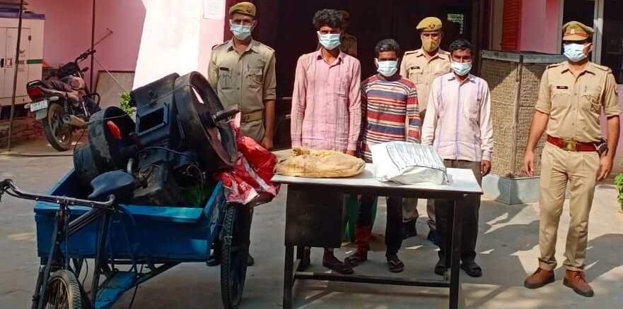 खैर पुलिस द्वारा रात्री में चोरी करने वाले तीन शातिर चोरो को गिरफ्तार कर जेल भेजा 