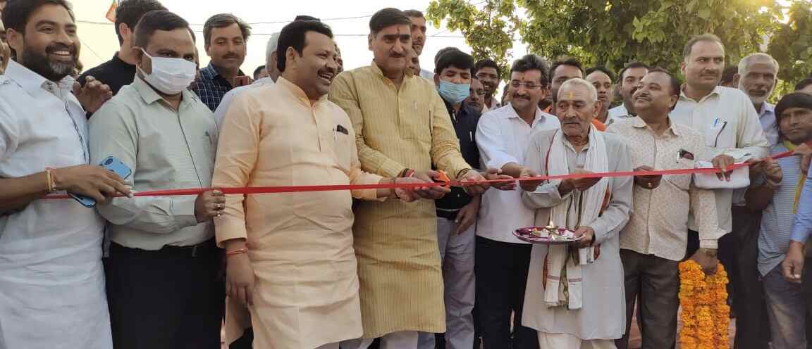 दीपावली मेले का सांसद ने फीता काट कर किया शुभारंभ