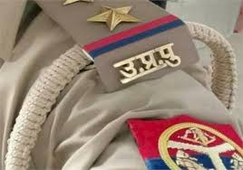 चंदौली पुलिस एक बार फिर अपने कारनामे को लेकर चर्चा में गैंगस्टर की चेन पर किया हाथ साफ 
