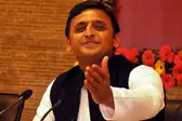 चार साल पूरे होने पर अखिलेश ने कुछ इस अंदाज में दी बधाई