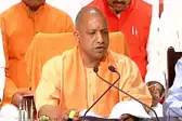 सीएम योगी ने भ्रष्टाचार व अवैध खनन के आरोप में गोंडा और फतेहपुर के डीएम को किया निलंबित
