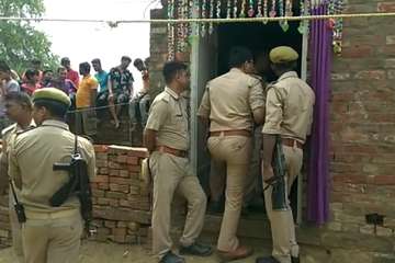 संदिग्ध परिस्थितियों में युवक की मौत मृतक की पत्नी के अवैध संबंधों की चर्चा 