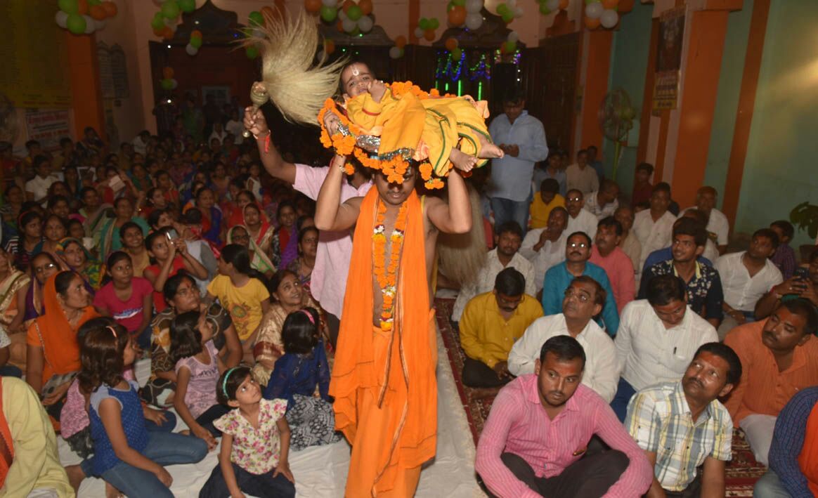 नाका हनुमानगढ़ी के खाटू श्याम दरबार में श्रीकृष्ण जन्मोत्सव पर रंगारंग कार्यक्रम 