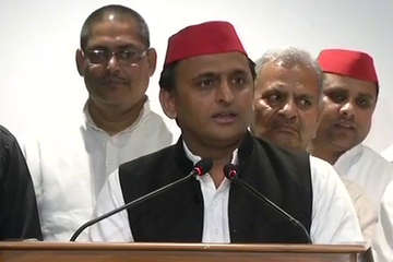 शिवपाल यादव के समाजवादी सेक्युलर मोर्चे पर अखिलेश यादव ने कहा-शक बीजेपी पर जाता है