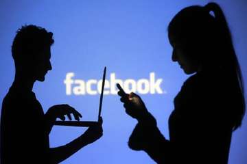 आप भी Facebook पर हनीट्रैप में फंसे हैं या फंसने का है शक तो तुरंत करें कॉल..