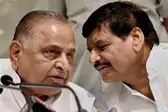 शिवपाल के साथ नजर आए मुलायम सिंह यादव