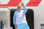 15वीं बार वाराणसी दौरे पर PM नरेंद्र मोदी, देंगे 2400 करोड़ रुपये की सौगात, करेंगे रोड शो