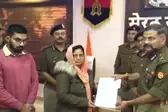 शहीद इंस्पेक्टर सुबोध के परिजनों को मेरठ पुलिस ने सौंपा 70 लाख का चेक     